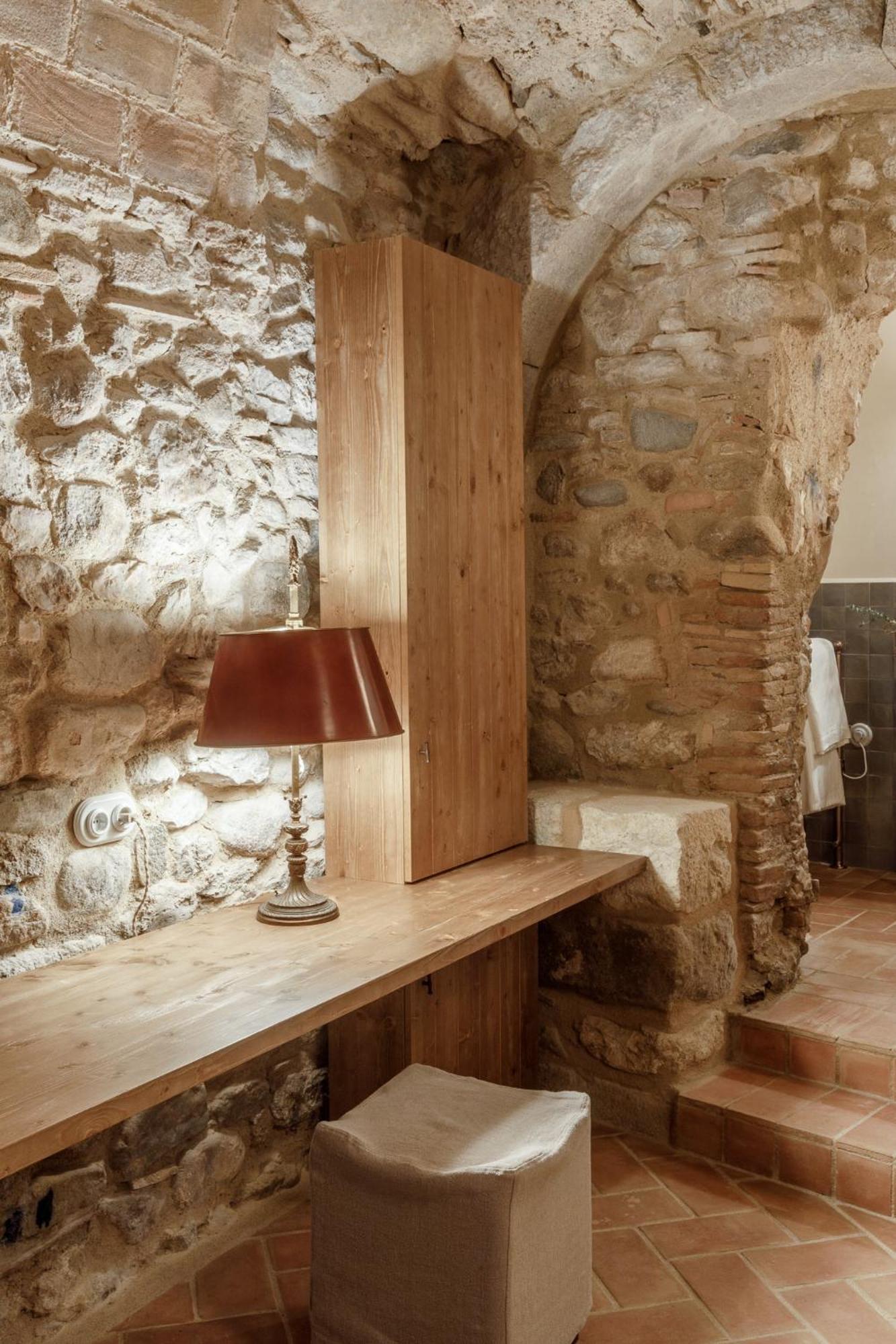 Hotel Castell De Vallgornera 佩拉达 外观 照片